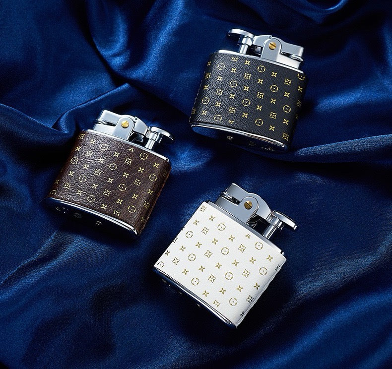 Classic leather grain open flame lighter